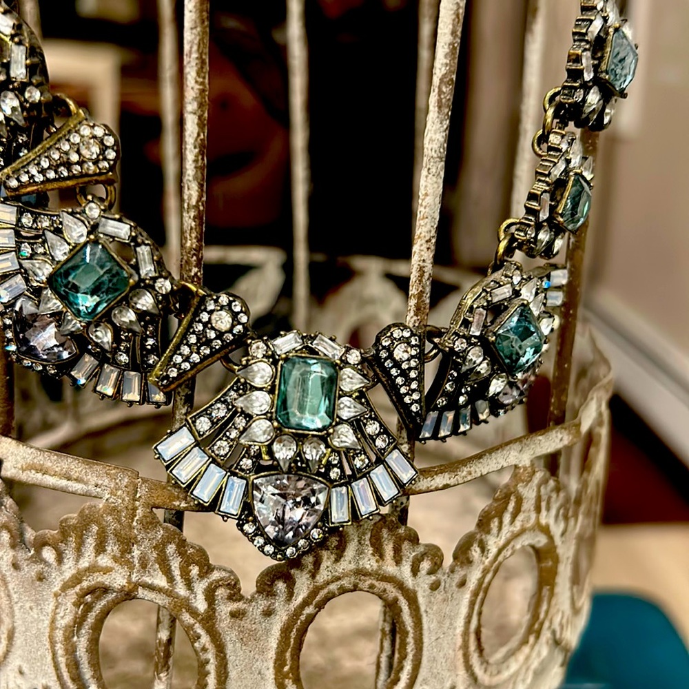 Emerald And Silver Statement Necklace - image 1